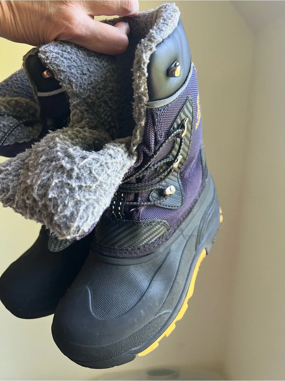 Kamik Kids Snow Boots in Black and Navy/Purple with Gray Fleece Collar